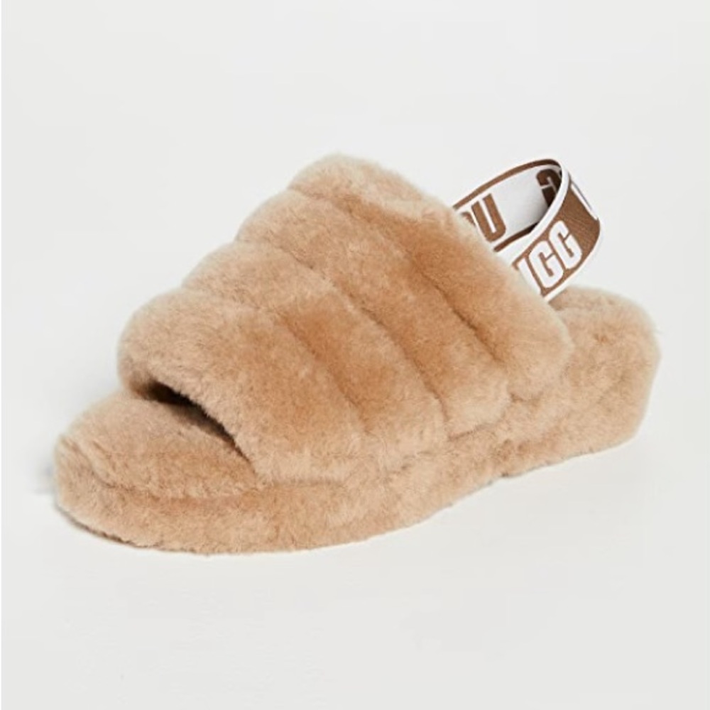 UGG Fluff Yeah Slide Slippers in Chestnut